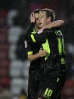 Huddersfield 2 Leeds 4....United top dogs in Yorkshire