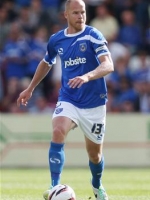 Fratton hero leaves - but his heart stays with Pompey
